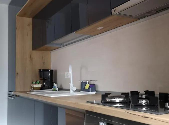 Апартаменти Alexandra View Брашов